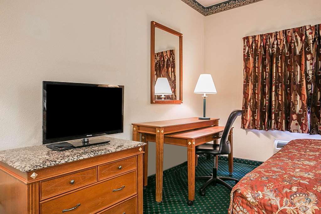 Sonesta Essential Augusta Hotel Room photo